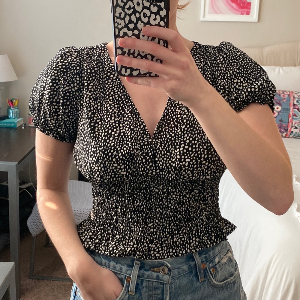 Black and white top